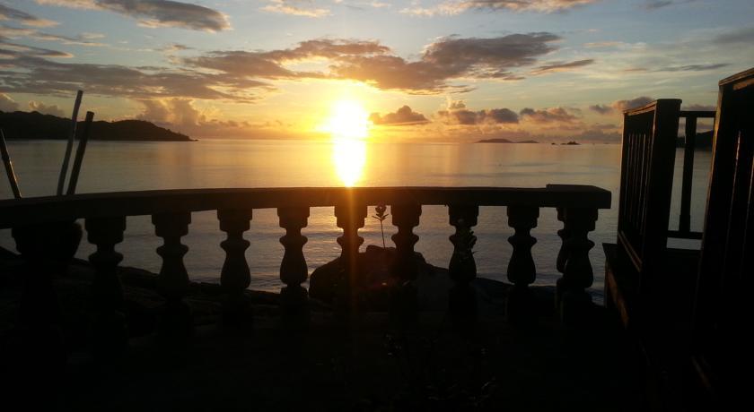 Jardin Marron Appartement Baie Sainte Anne Buitenkant foto