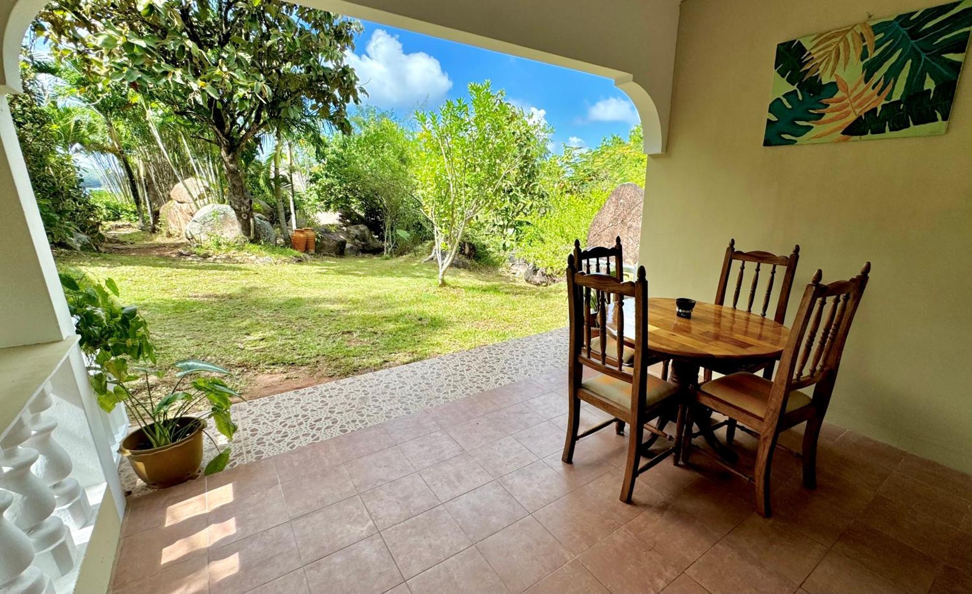 Jardin Marron Appartement Baie Sainte Anne Buitenkant foto