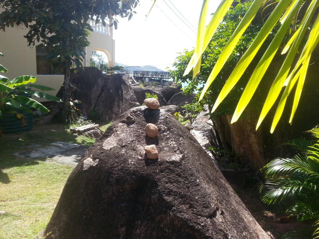 Jardin Marron Appartement Baie Sainte Anne Buitenkant foto