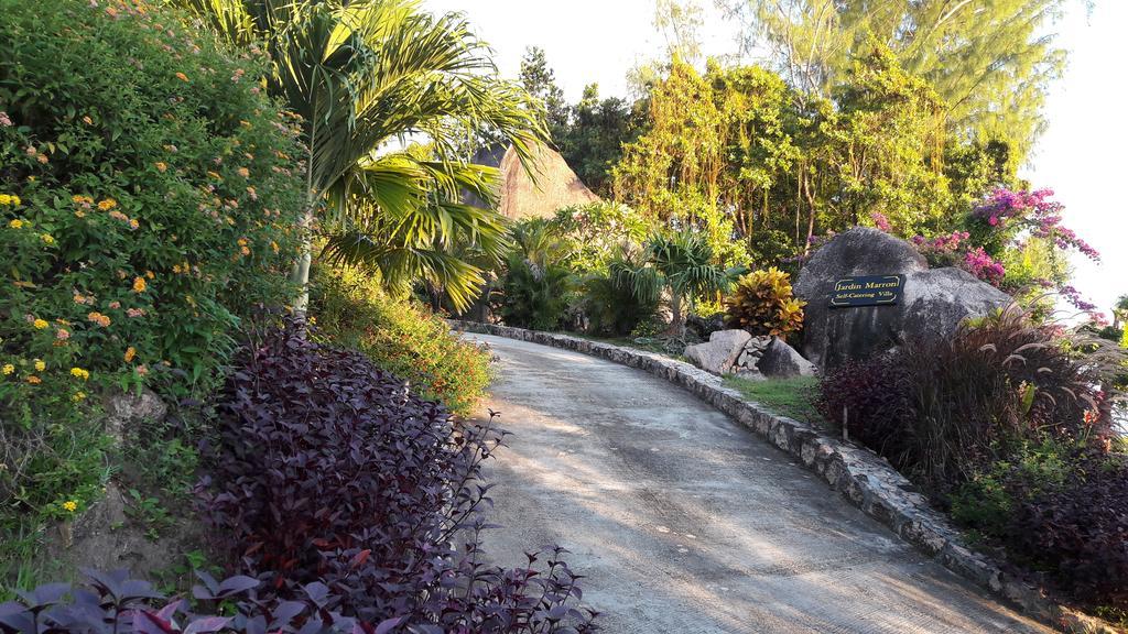 Jardin Marron Appartement Baie Sainte Anne Buitenkant foto
